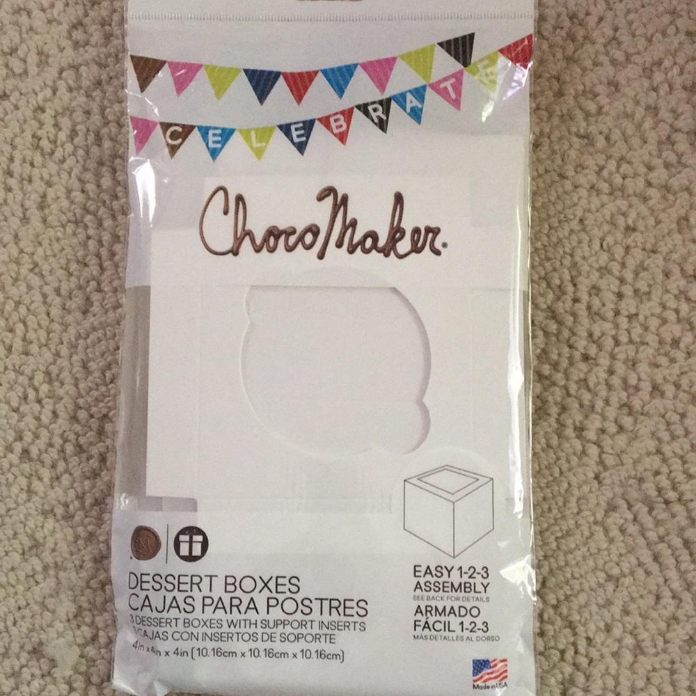 2 packs of 4x4x4” dessert boxes with inserts